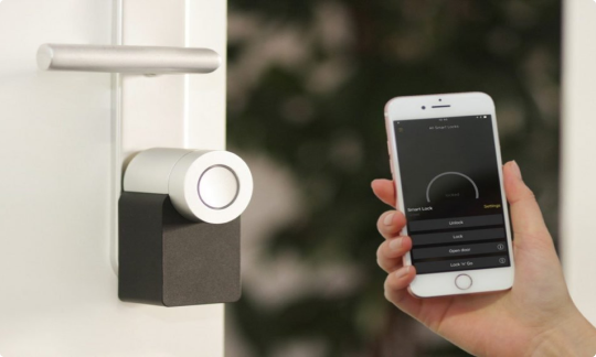 smartphone opens a smart lock