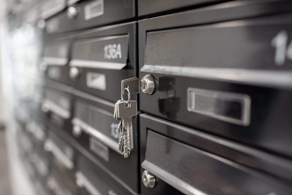 keys in mailbox lock cylinder